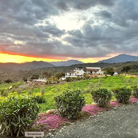 펜션 Zayas Whole Estate